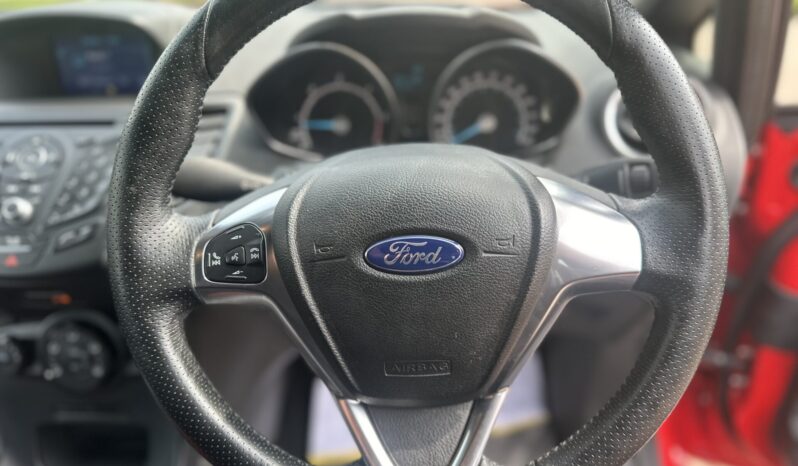 Ford Fiesta 1.5 TDCi ST-Line 93BHP full