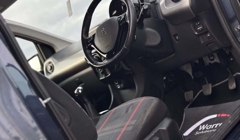 Peugeot 108 1.2 VTi PureTech Allure full