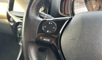 Peugeot 108 1.2 VTi PureTech Allure full