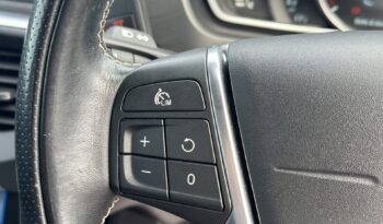 Volvo V40 1.6 D2 R-Design full