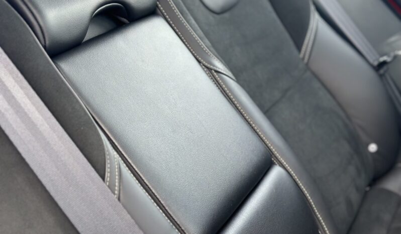 Volvo V40 1.6 D2 R-Design full