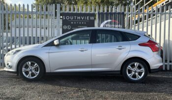Ford Focus 1.6 Zetec Powershift full