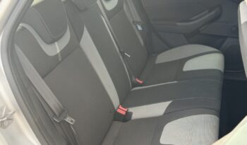 Ford Focus 1.6 Zetec Powershift full