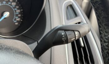 Ford Focus 1.6 Zetec Powershift full