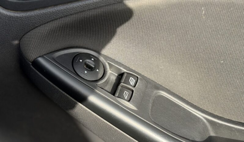 Ford Focus 1.6 Zetec Powershift full
