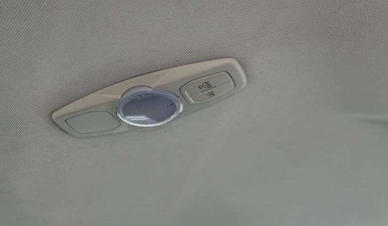 Ford Focus 1.6 Zetec Powershift full