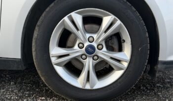 Ford Focus 1.6 Zetec Powershift full